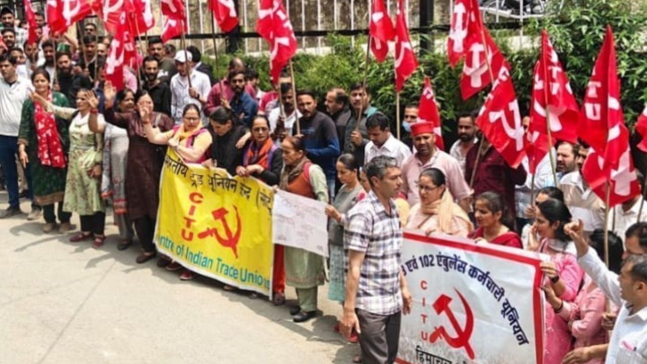 एम्बुलेंस कर्मचारियों की हड़ताल से स्वास्थ्य सेवाओं में बड़ी परेशानी, ग्रामीण क्षेत्र प्रभावित