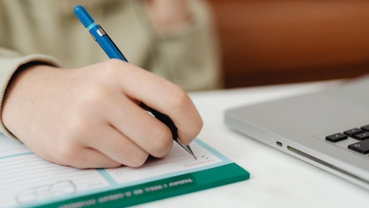 इग्नू जून परीक्षा: फॉर्म भरने की तिथि बढ़ी, अब 26 अप्रैल तक मौका