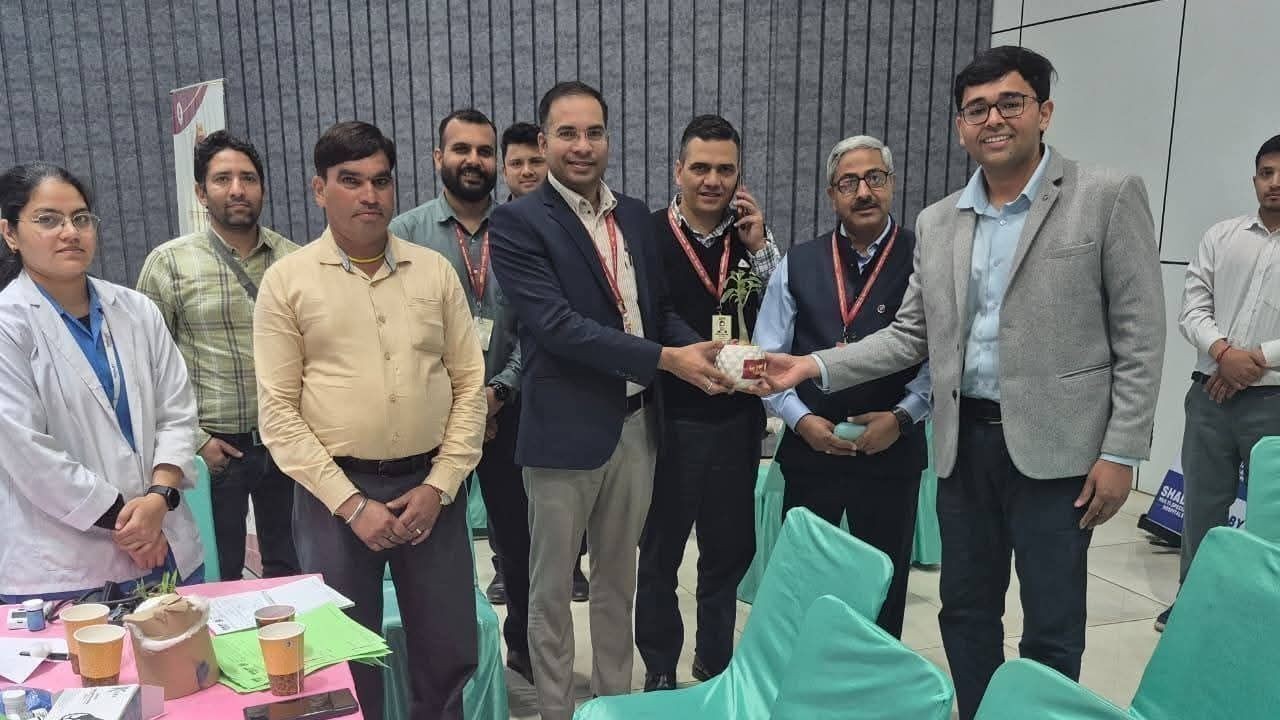 हमीरपुर में पीएनबी के 132वें स्थापना दिवस पर निशुल्क स्वास्थ्य शिविर आयोजित