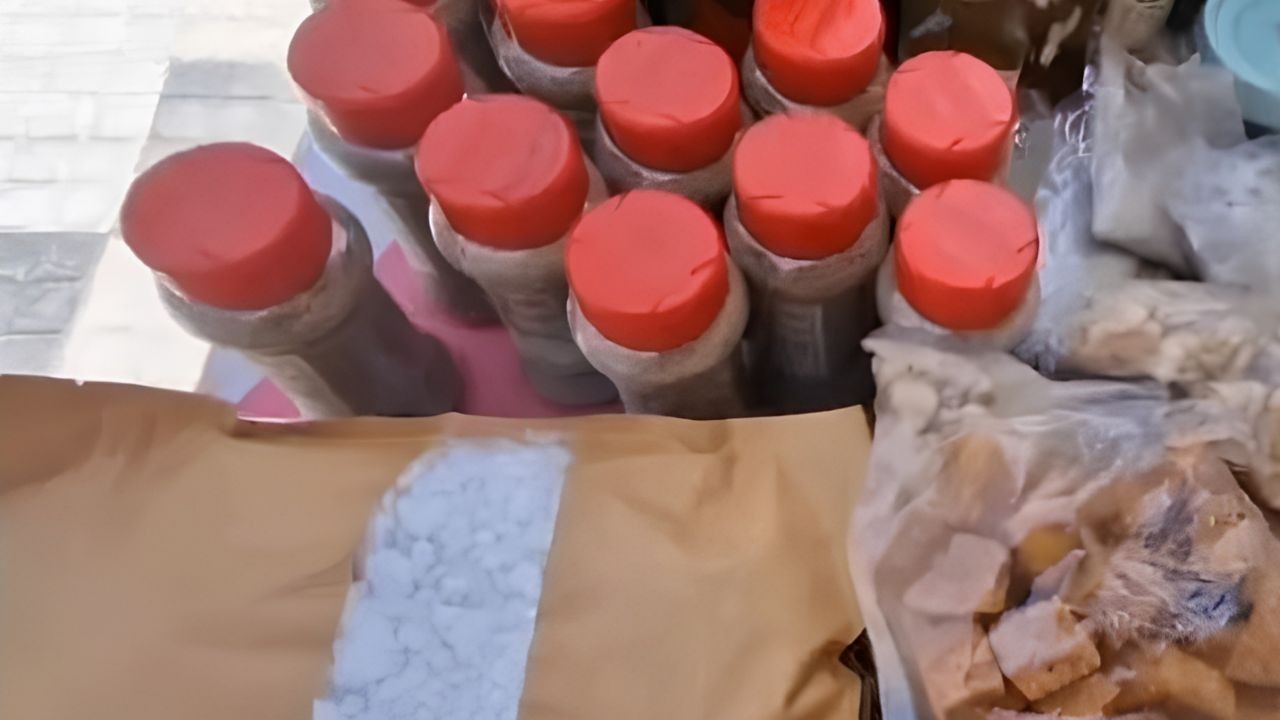 हमीरपुर में स्वयं सहायता समूहों से महिलाएं बन रहीं आर्थिक रूप से मजबूत