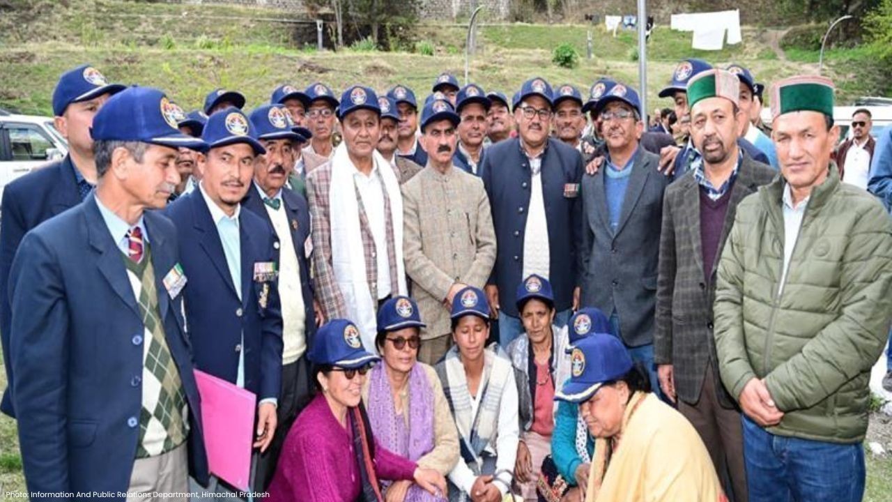 किन्नौर के कल्पा में सीएम सुक्खू का दौरा, स्कूल और हॉस्टल निर्माण कार्य तेज करने के निर्देश दिए