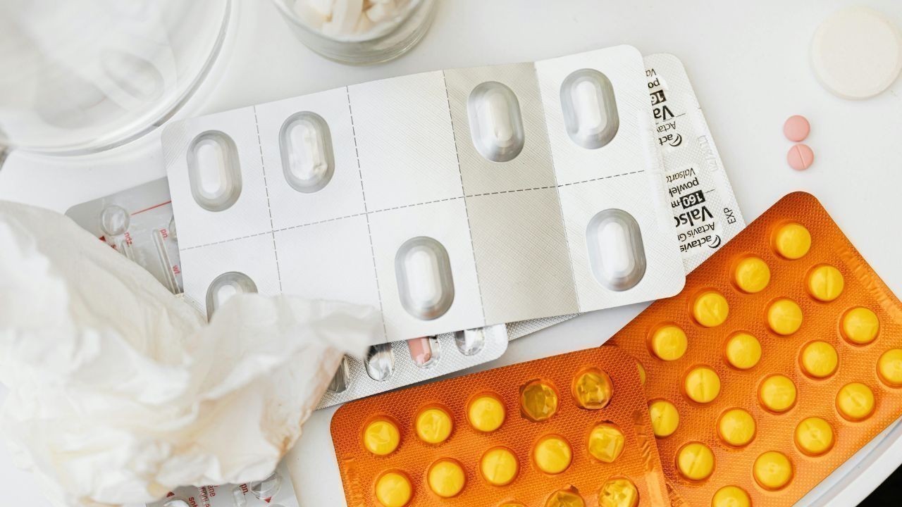 हिमाचल में बनी दवाओं के 47 सैंपल फेल, CDSCO ने देशभर में ड्रग अलर्ट जारी किया