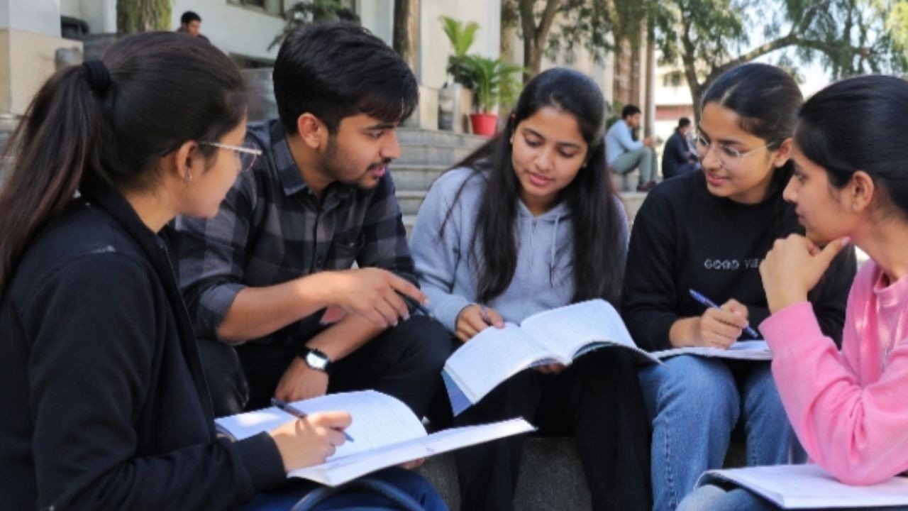 शिमला कॉलेजों में अकादमिक गतिविधियां तेज, परीक्षा और प्रोजेक्ट का बढ़ता दबाव