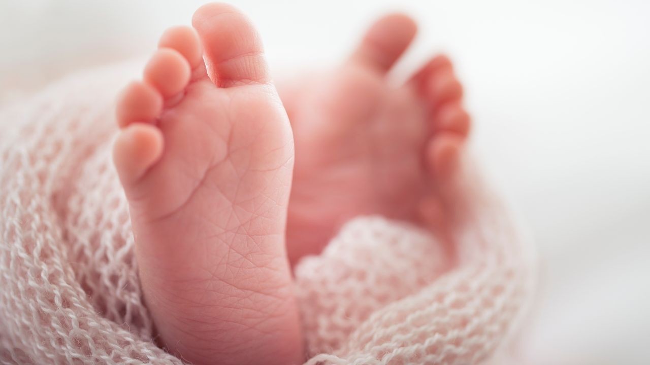 राजगढ़ अस्पताल के टॉयलेट में मिला नवजात का शव, इलाके में फैली सनसनी