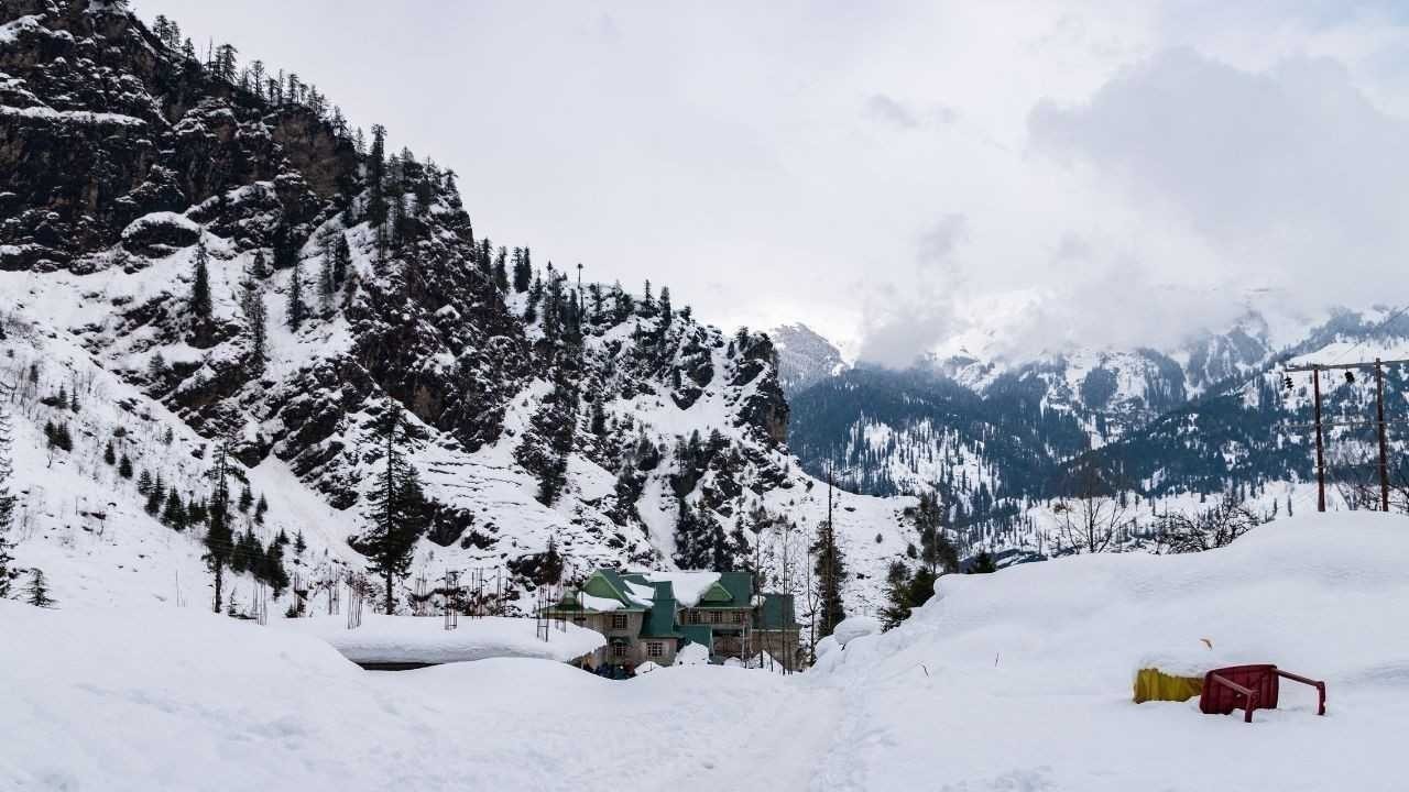 हिमाचल प्रदेश में मौसम में बड़ा बदलाव, बारिश और बर्फबारी को लेकर यलो अलर्ट जारी