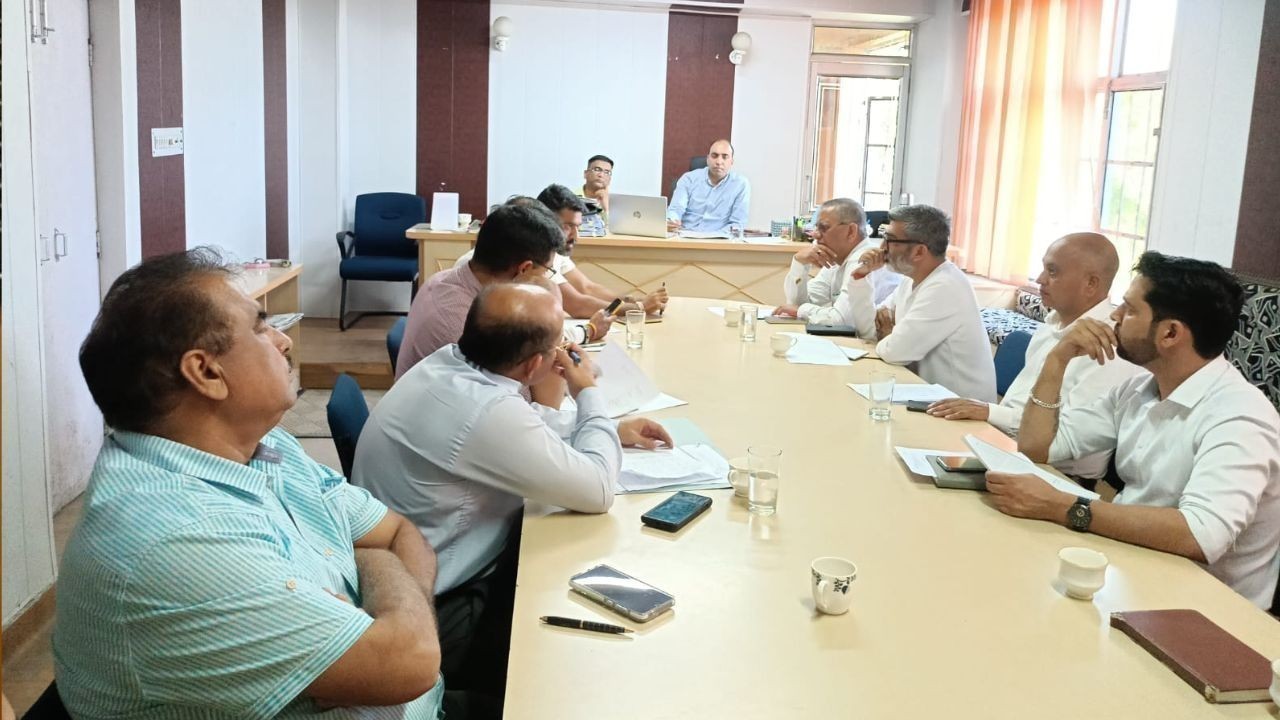 पालमपुर नगर निगम चुनाव की तैयारी तेज, अधिकारियों को सख्त निर्देश