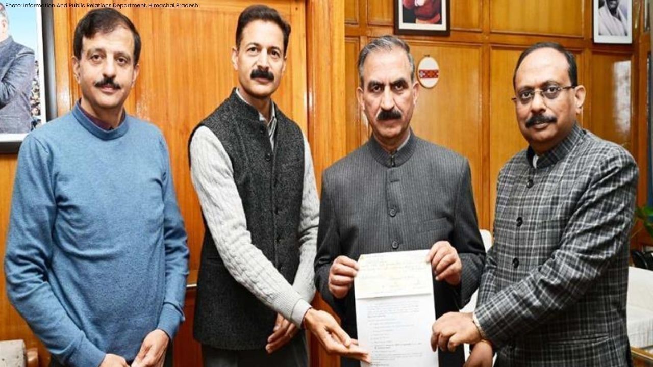 मुख्यमंत्री सुख आश्रय कोष के लिए मशोबरा रिजॉर्ट लिमिटेड का बड़ा योगदान