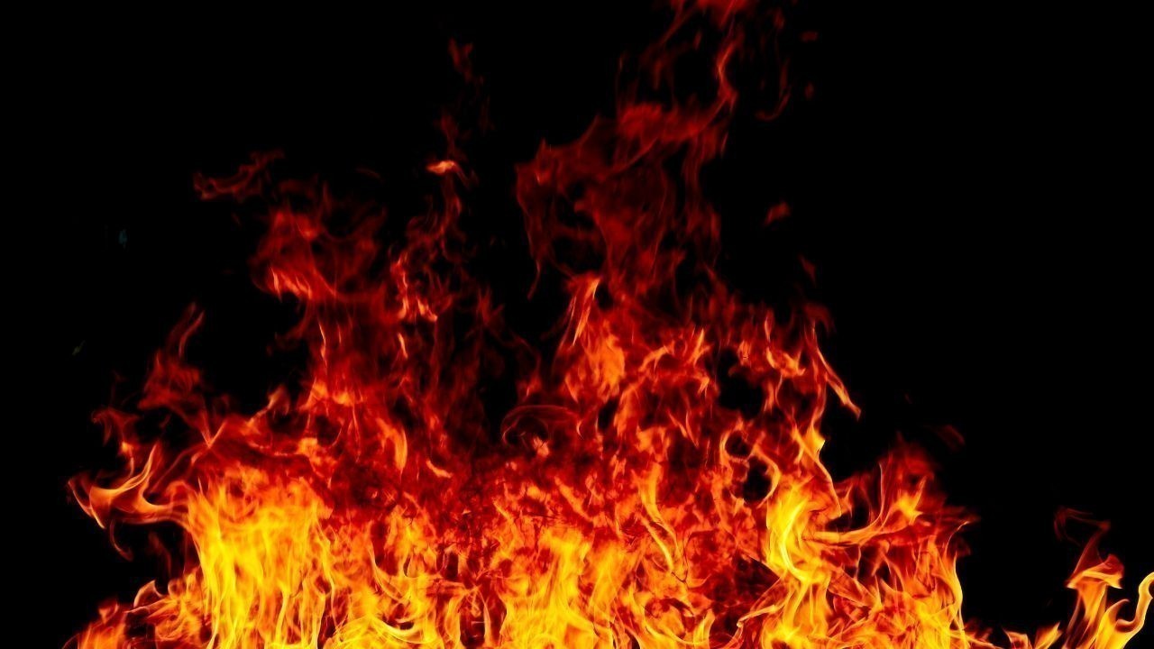 अनंतनाग के मट्टन इलाके के मदरसे में देर रात भीषण आग, 12 साल के छात्र की दर्दनाक मौत