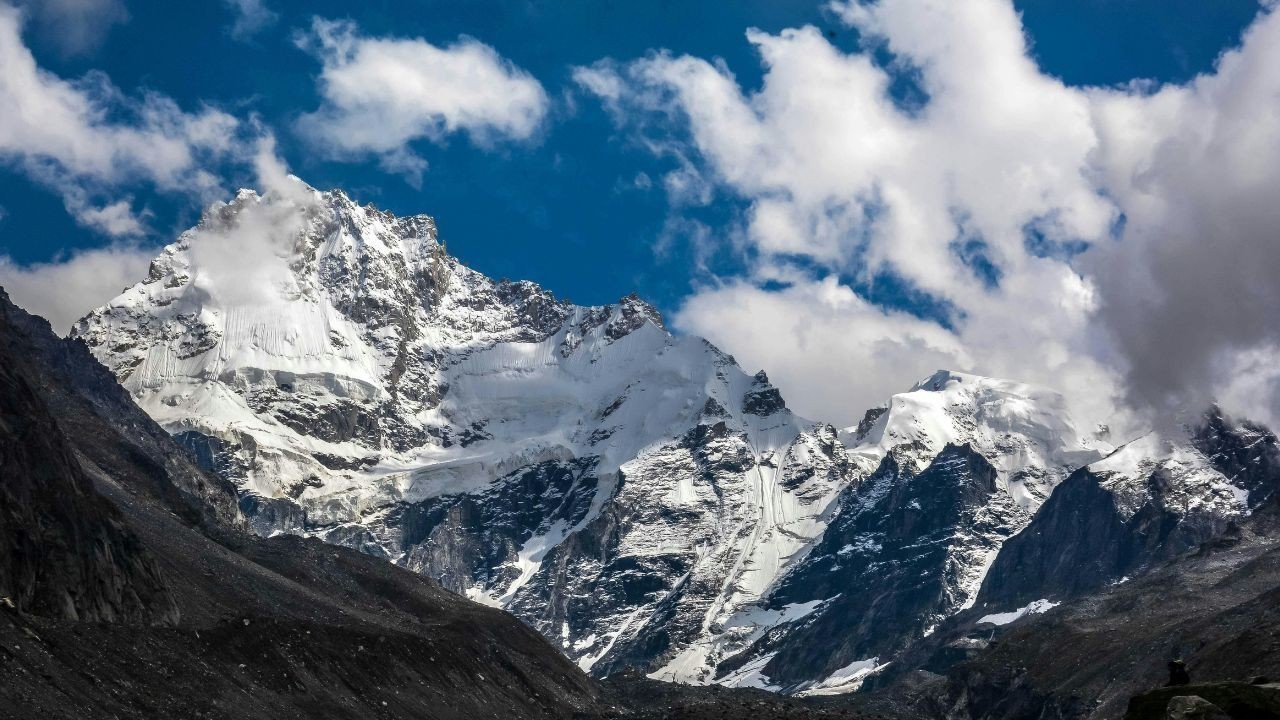 हिमाचल में गर्मी का कहर, कई जिलों में मौसम विभाग की चेतावनी जारी