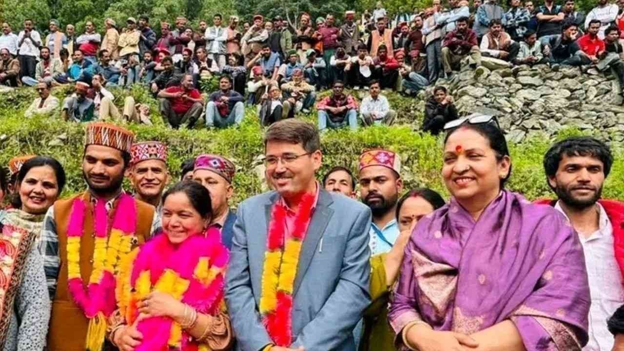 बंजार की जनता ने भाजपा पर जताया भरोसा, 15 में से 12 सीटों पर मिली जीत