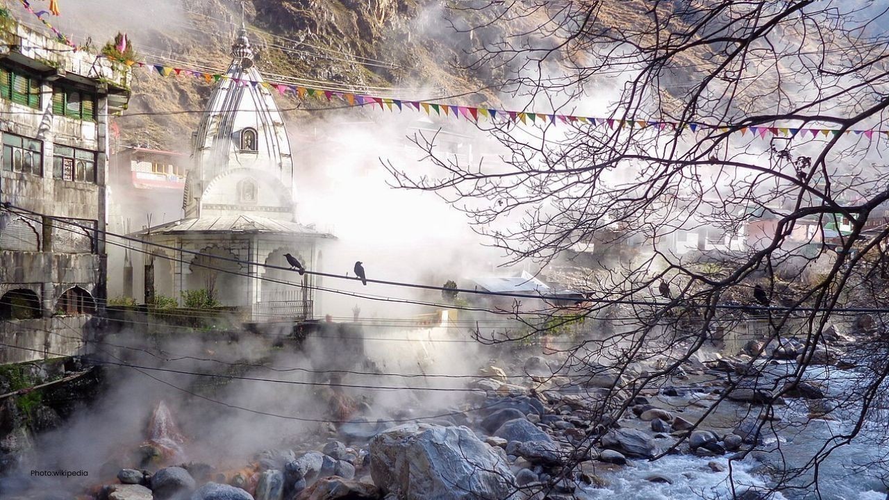 जहां उबलते जलकुंड, शिव आस्था और सिख इतिहास मिलकर रचते हैं एक दिव्य अनुभव