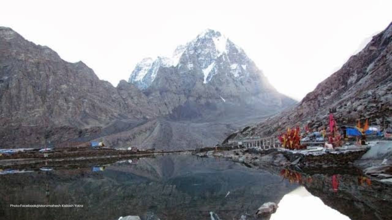 कैलाश की छाया में स्थित पवित्र झील की यात्रा, जहां हर कदम पर मिलती है शिव भक्ति की अनुभूति