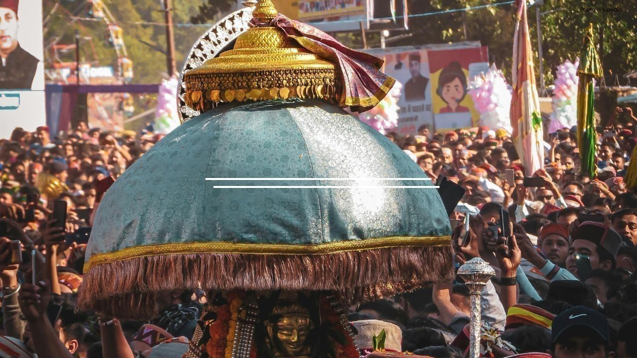 Kullu Dussehra: हिमाचल का अनूठा पर्व जहां देवताओं की होती है जय-यात्रा