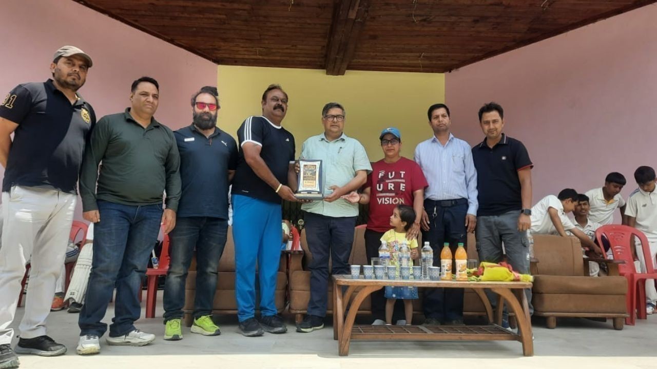 अंडर-16 क्रिकेट प्रतियोगिता में खिलाड़ियों ने दिखाया जोश, विधायक ने किया सम्मानित