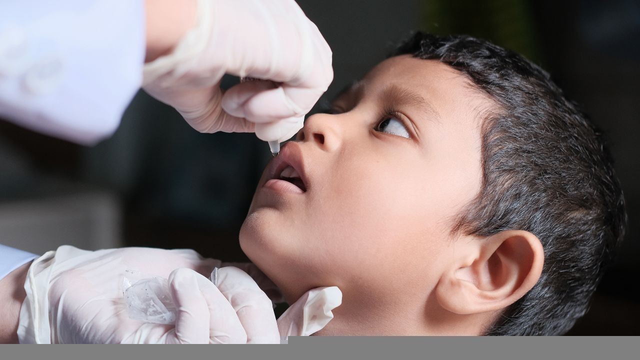 शिमला में पल्स पोलियो अभियान सफल, पहले दिन 50,454 बच्चों को पिलाई गई दवा