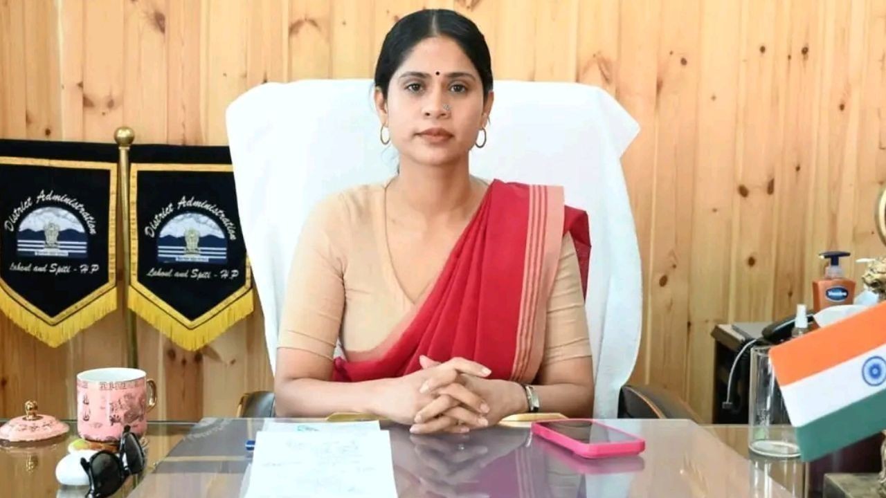 अनावश्यक यात्रा से बचें, अत्यंत आवश्यक होने पर ही लाहौल-स्पीति आएं : उपायुक्त किरण भड़ाना
