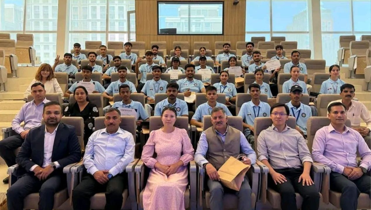 आईटीआई प्रशिक्षुओं ने विदेश में सीखी आधुनिक तकनीक और उद्योगों की कार्यशैली