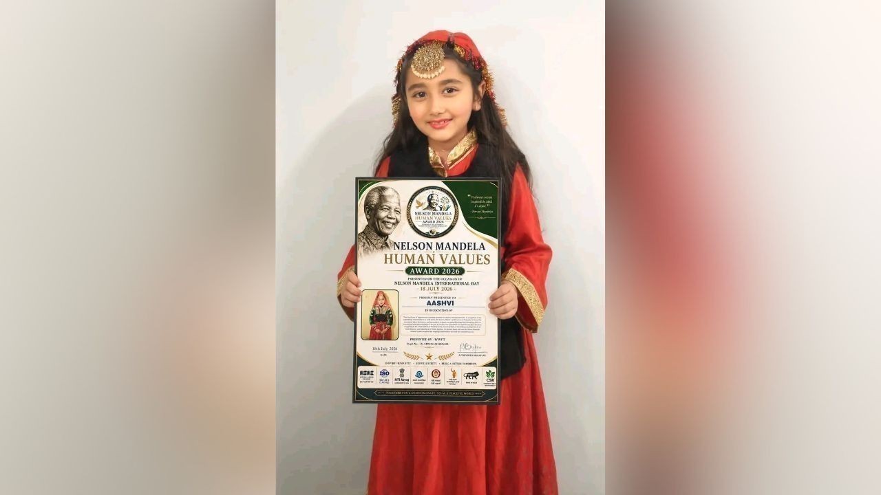 हिमाचल की आशवी धीमान को मिला नेल्सन मंडेला ह्यूमन वैल्यूज़ अवॉर्ड