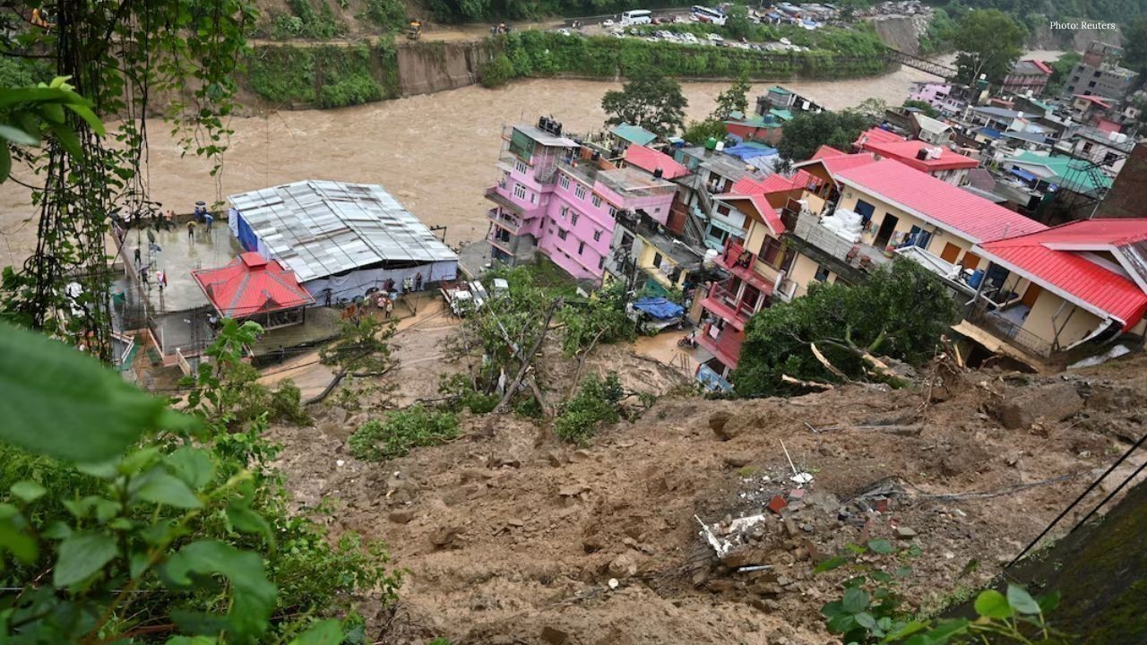हिमाचल में मानसून का कहर, बारिश से 64 मौतें और 797 करोड़ नुकसान