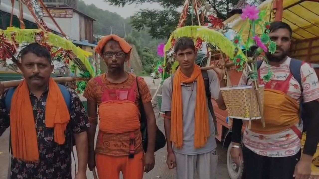 रामशहर पहुंचने पर कांवड़ियों का भव्य स्वागत, हरिद्वार से लाए गंगाजल