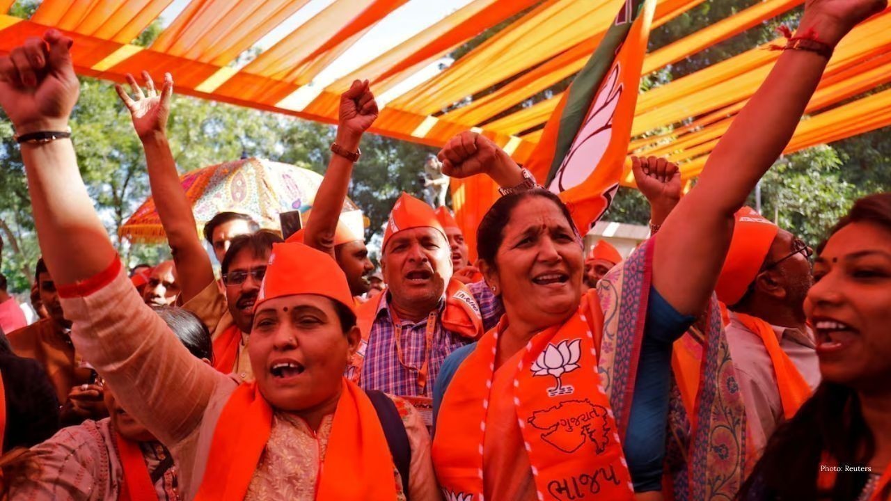 शिमला जिला परिषद चुनाव से पहले बदले समीकरण, दो सदस्य कांग्रेस के साथ