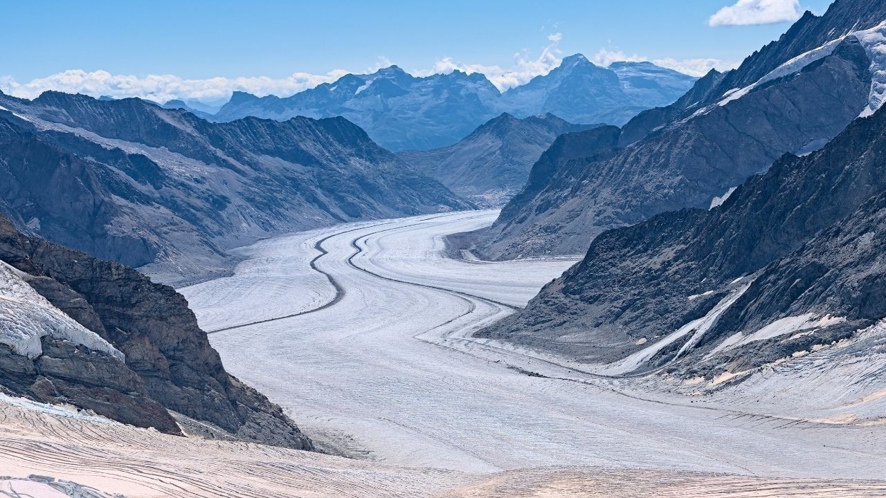 हिमाचल में ग्लेशियर झीलों का बढ़ता खतरा, ब्यास-सतलुज पर बाढ़ का जोखिम