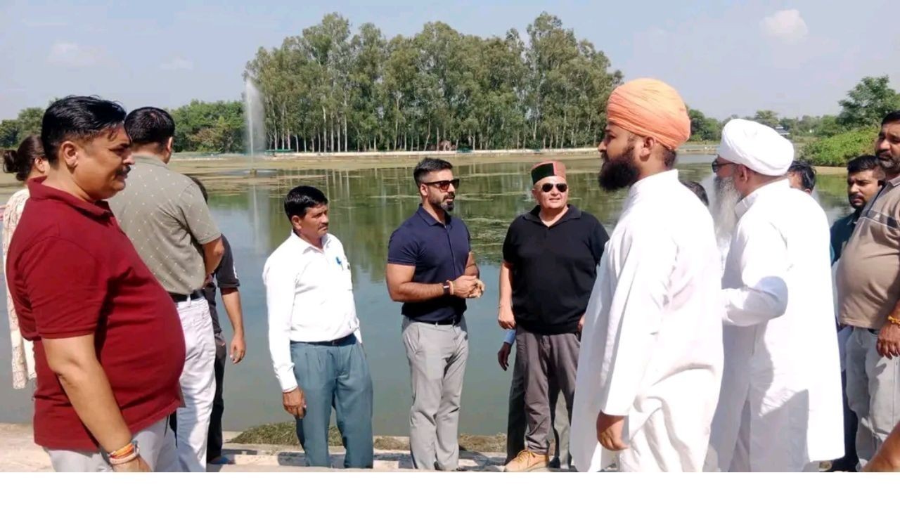 पुबोवाल तालाब बनेगा शानदार पिकनिक स्पॉट, डीसी ने दिए निर्देश