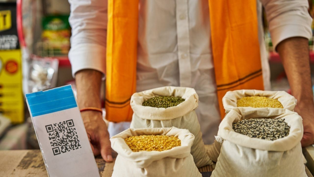 UPI से ₹2,000 से ज्यादा पेमेंट पर 0.40% MDR, ग्राहक से नहीं लिया जाएगा चार्ज