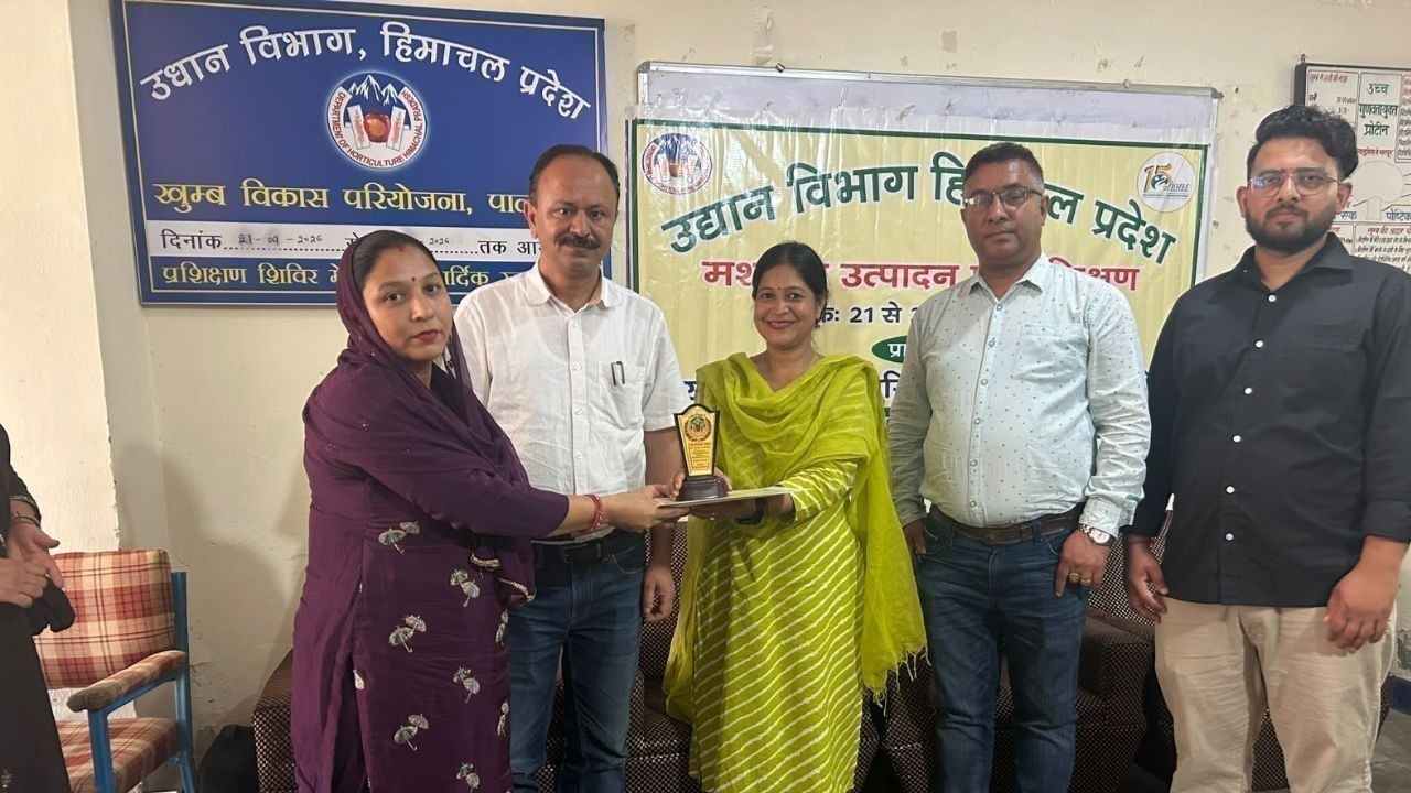 पालमपुर में 47 किसानों को मिला मशरूम उत्पादन का प्रशिक्षण, आधुनिक तकनीकों की दी जानकारी
