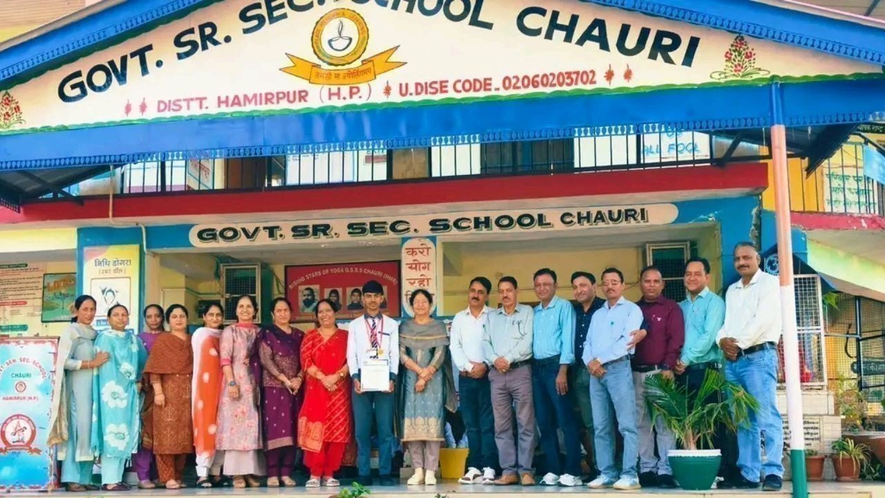 हमीरपुर के चौरी स्कूल के कार्तिक ने राज्यस्तरीय खो-खो प्रतियोगिता में जीता स्वर्ण पदक