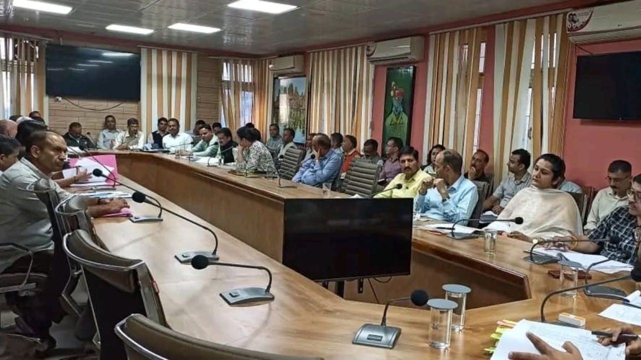 हमीरपुर में विधानसभा की स्थानीय निधि लेखा समिति की बैठक आज, अधिकारियों को विस्तृत रिपोर्ट तैयार रखने के निर्देश
