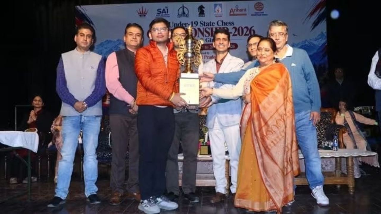 शाहपुर में श्रीमद्भागवत कथा के दौरान कृष्ण लीलाओं ने मोहा मन